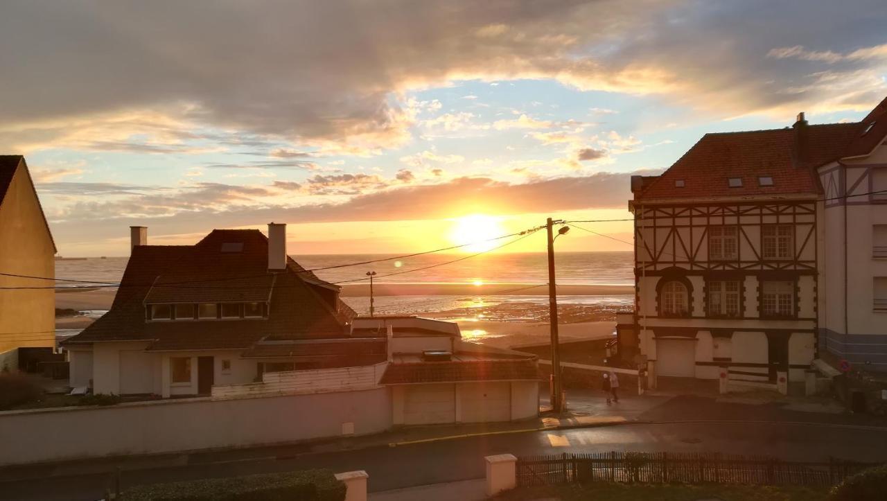 Appartement L'Estivaliere Face A La Mer ヴィムルー エクステリア 写真